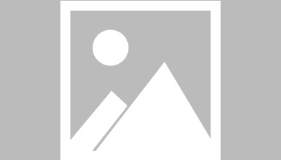 半场数据， 新疆以48-33领先山西，伊力福拉提11分3篮板3助攻